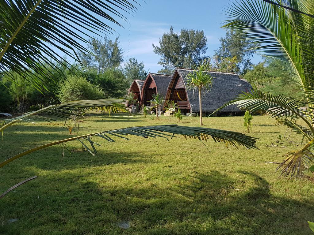 Sasak Island Bungalows Gili Meno Exterior foto